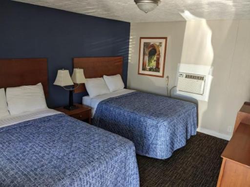 Bea'S Parkway Inn Mount Airy Bagian luar foto